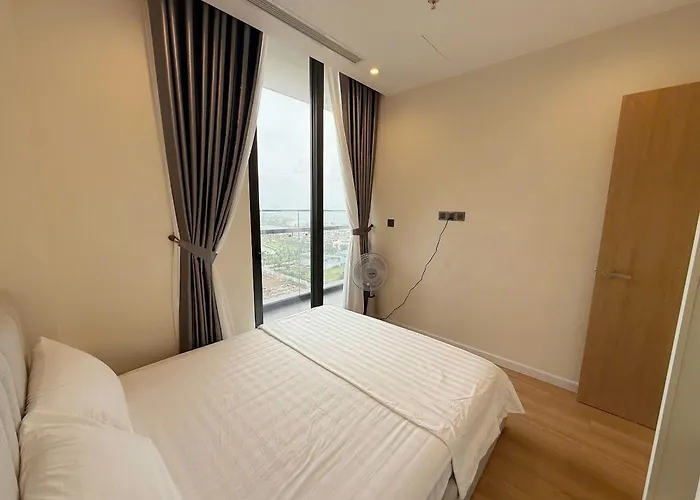 Luxury View Ha Long